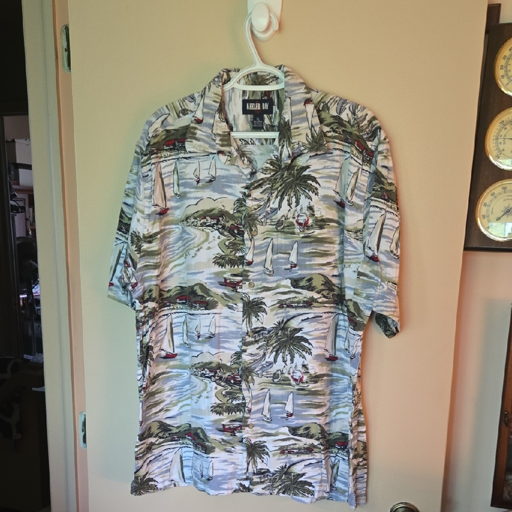 Keeler Bay Hawaiian Print Shirt